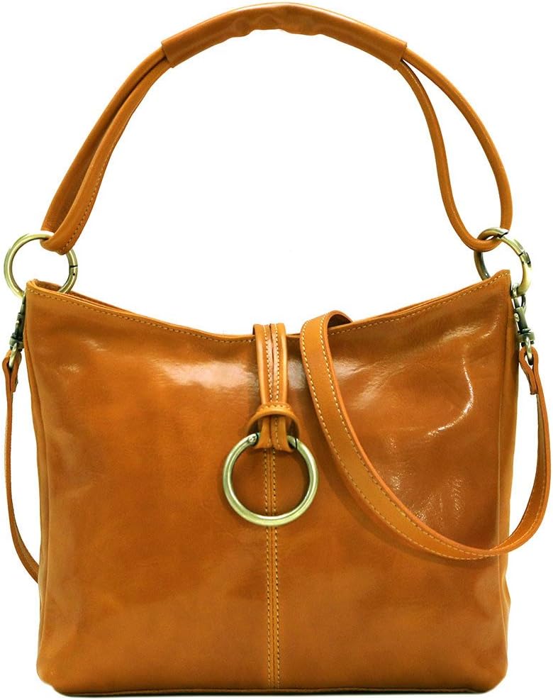 Floto Tavoli Leather Shoulder Bag – Women's Handbag with Crossbody Strap in Rich, Full-Grain Leather. Features a Classic, Timeless Design with Elegant Stitching and Gold-Tone Hardware